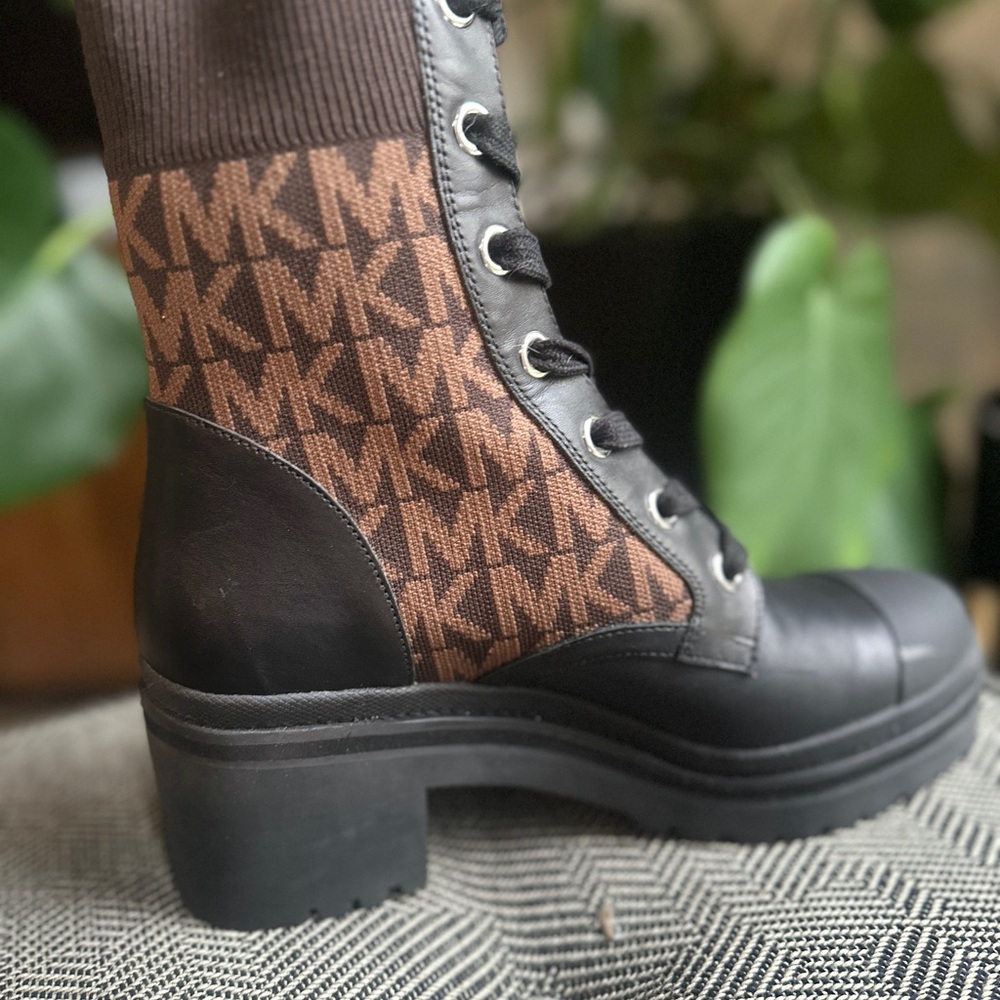 Michael Kors Women's Black and Brown Ankle Boots - Picture 4 of 6